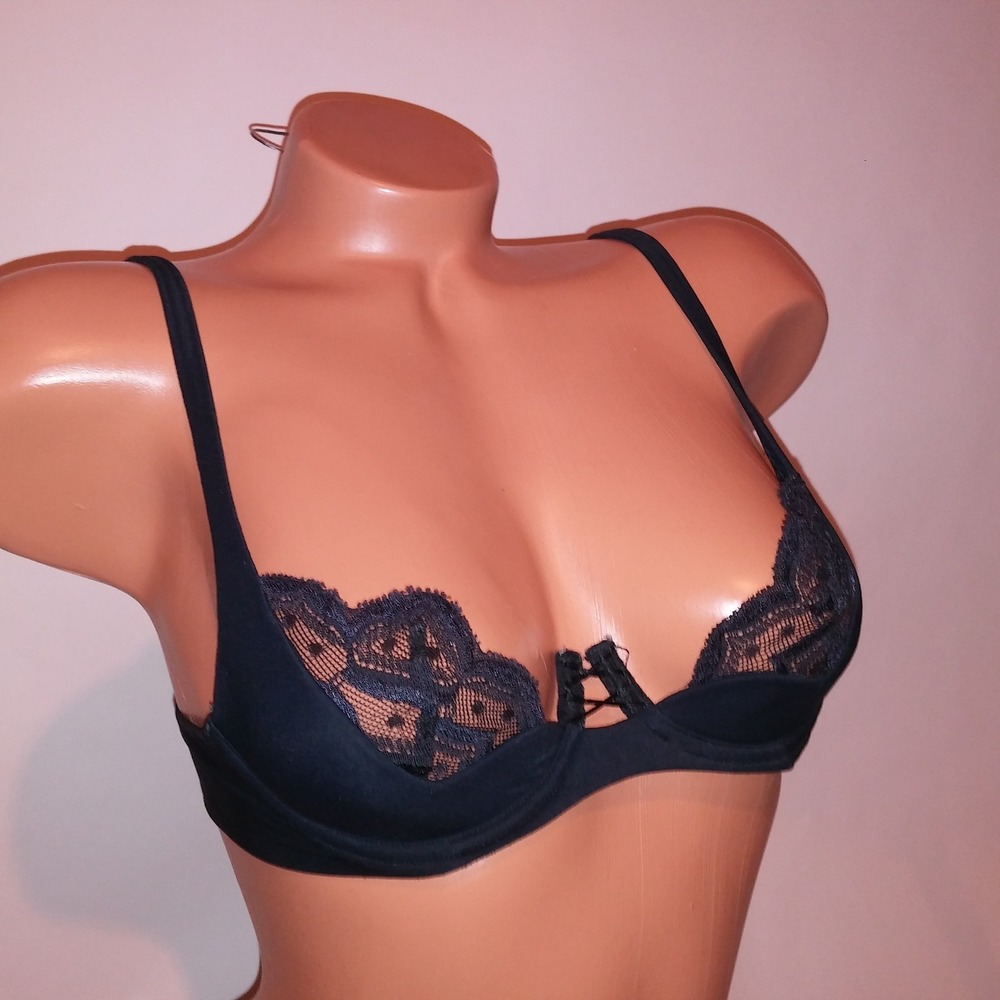 Victoria Secret Bra Vintage 34A Push Up Without Padding Black Lace 2005 Collecti
